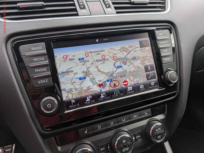 Škoda Octavia (2015) 2.0TSi, ČR, RS, bixen - fotka 21 z 26