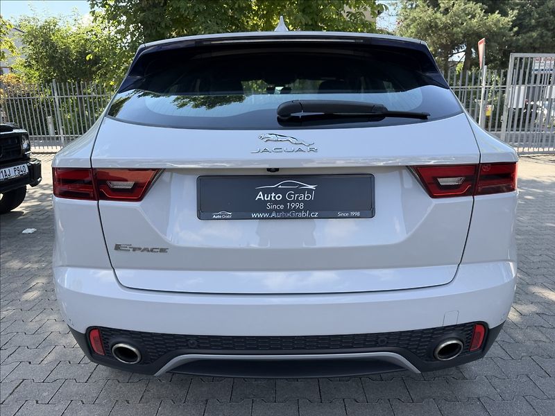 Jaguar E-Pace 2.0 D180 První majitel ČR - fotka 6 z 27