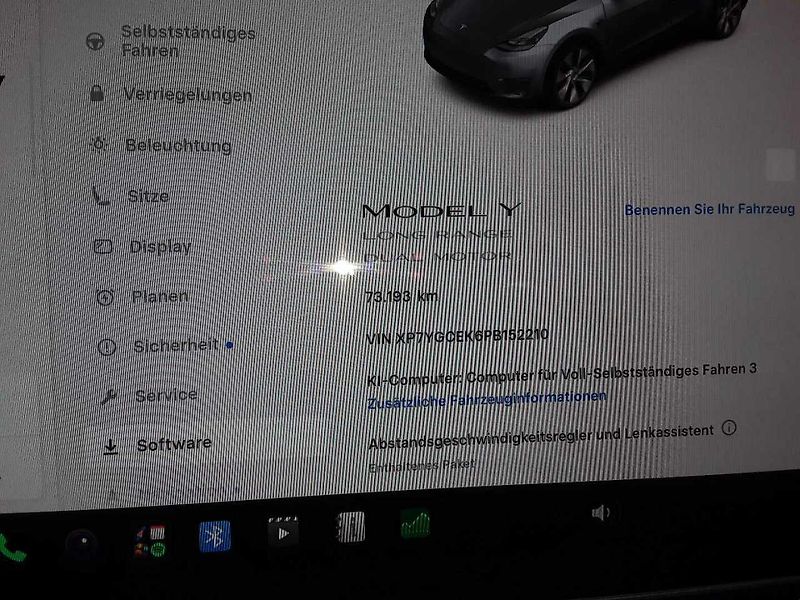 Tesla Model Y ZAMLUVENO ! TZ 93 % - fotka 6 z 7