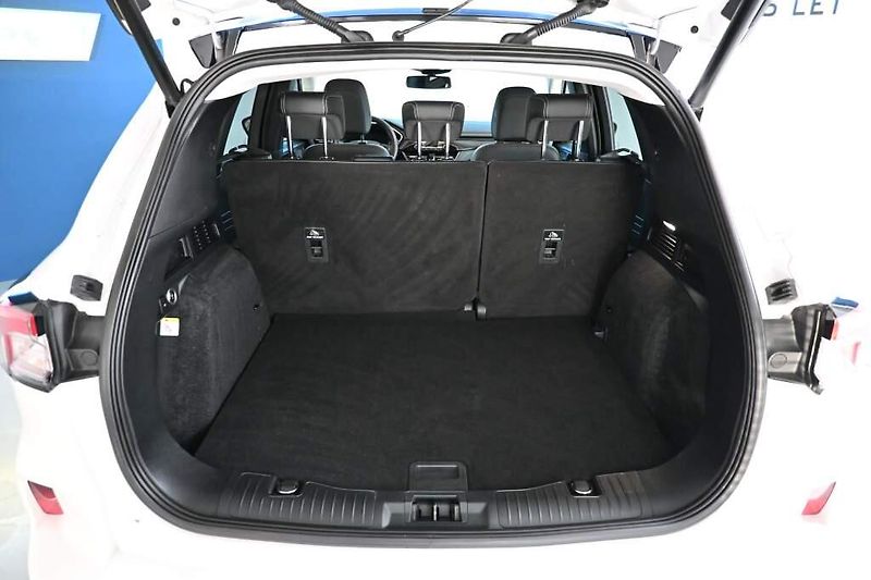Ford Kuga (2023) 2.5 VIGNALE LED ACC Tažné BO V - fotka 8 z 49