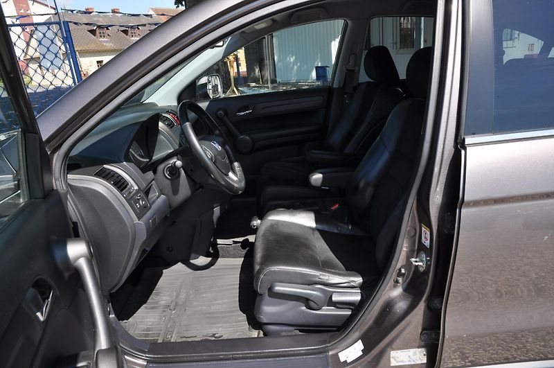 Honda CR-V 2.2i-DTEC 110kW 4WD Automat - fotka 6 z 19