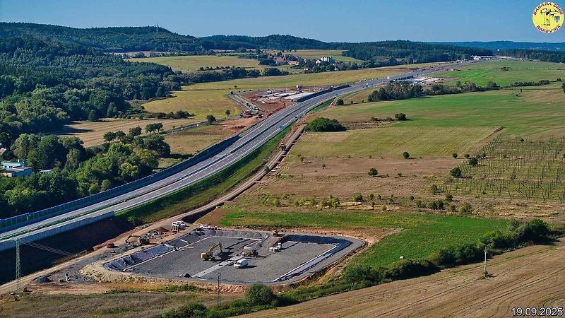 Aktuální snímky obchvatu Hořoviček před otevřením dálnice. Foto: Jan Banán Svoboda