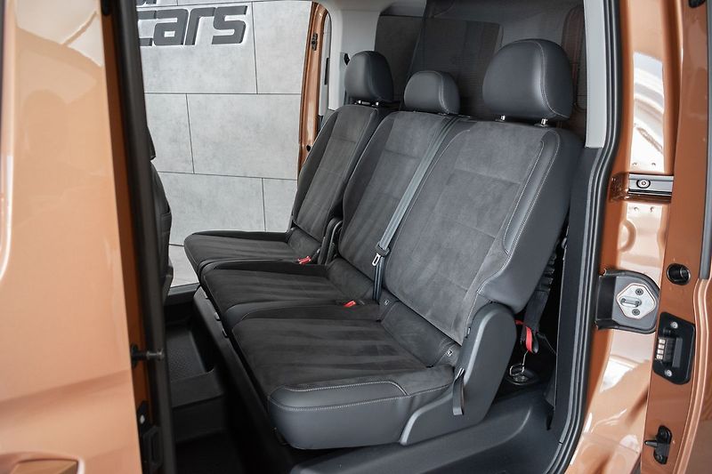 Volkswagen Caddy MAXI 2.0 TDI STYLE*TAŽNÉ*ČR 1M - fotka 15 z 44