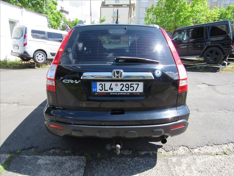 Honda CR-V 2,0 i-VTEC 4x4 Elegance - fotka 5 z 28