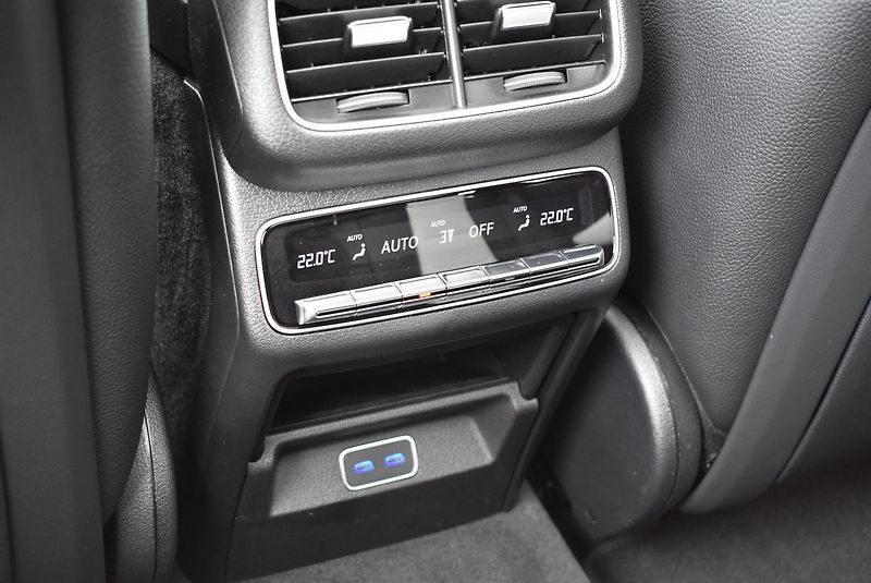 Mercedes-Benz GLE 450d 4M AMG - fotka 18 z 57