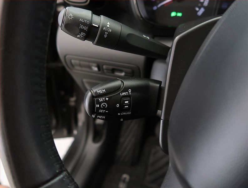 Citroën C3 Aircross (2022) Feel 1.2 PureTech, Serv.kniha - fotka 18 z 20