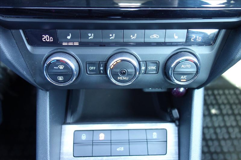 Škoda Octavia 2,0 TDi 135KW, ČR, SCOUT, 4x4. - fotka 26 z 33