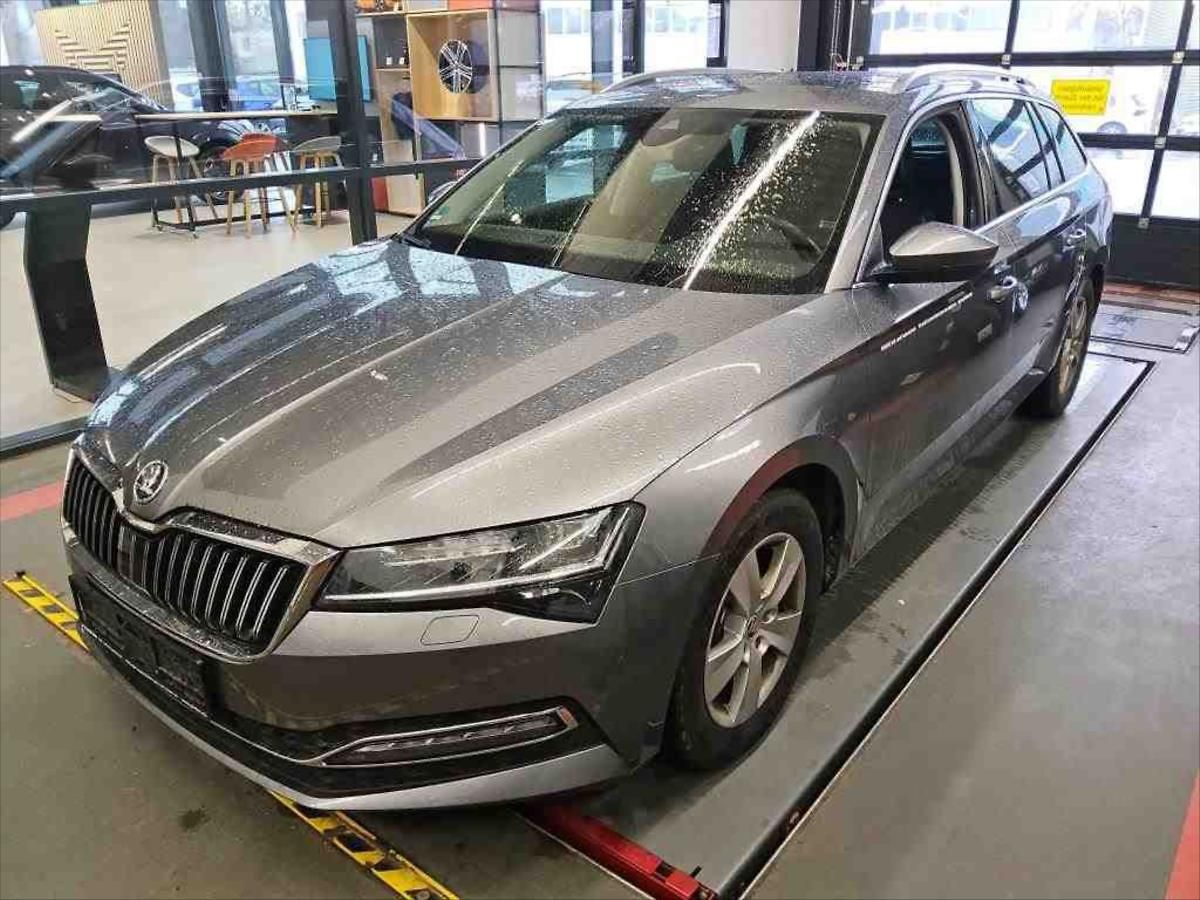 Škoda Superb 2,0 STYLE,PANORAMA,TAŽNÉ,LED