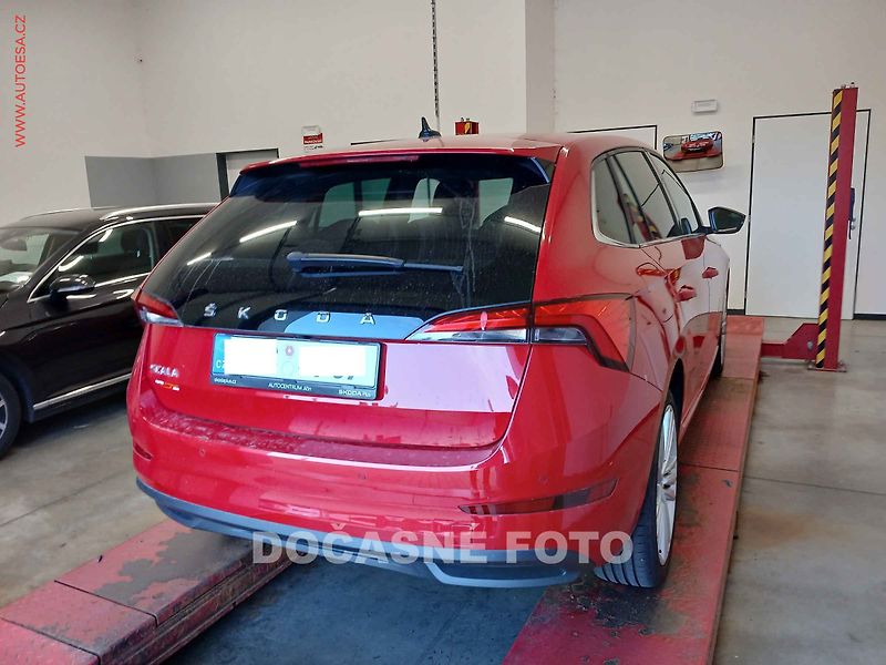 Škoda Scala (2023) 1.0 TSi, 2.maj,ČR, LED - fotka 3 z 3