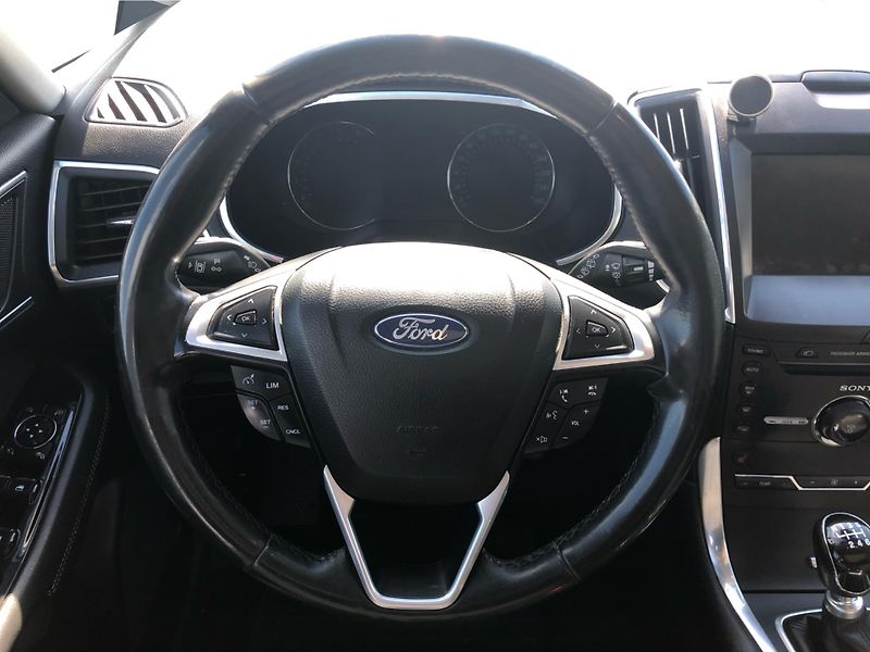 Ford S-MAX 2.0 TDC-i - fotka 17 z 28