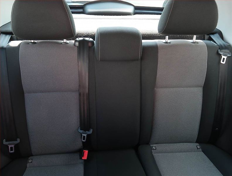 Škoda Fabia (2007) Sport 1.4 16V, nová STK - fotka 10 z 17