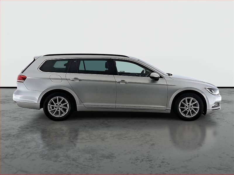 Volkswagen Passat (2014) Comfortline 2.0 TDI, Tempomat - fotka 6 z 17