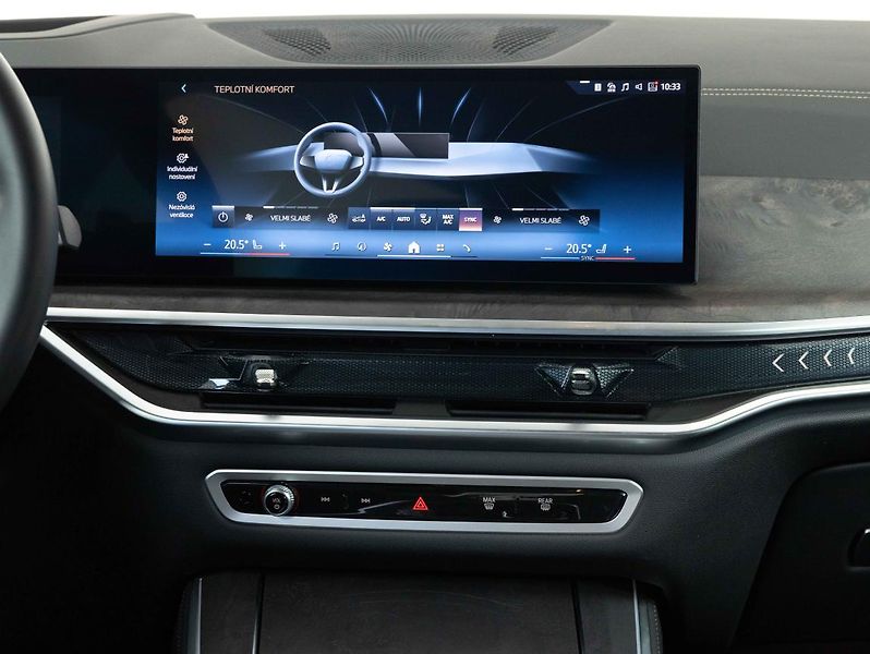 BMW X5 xDrive30d - fotka 14 z 24