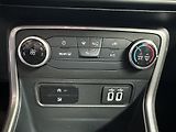 Ford EcoSport Ultimate 1.0 EcoBoost 125k man - náhled 17
