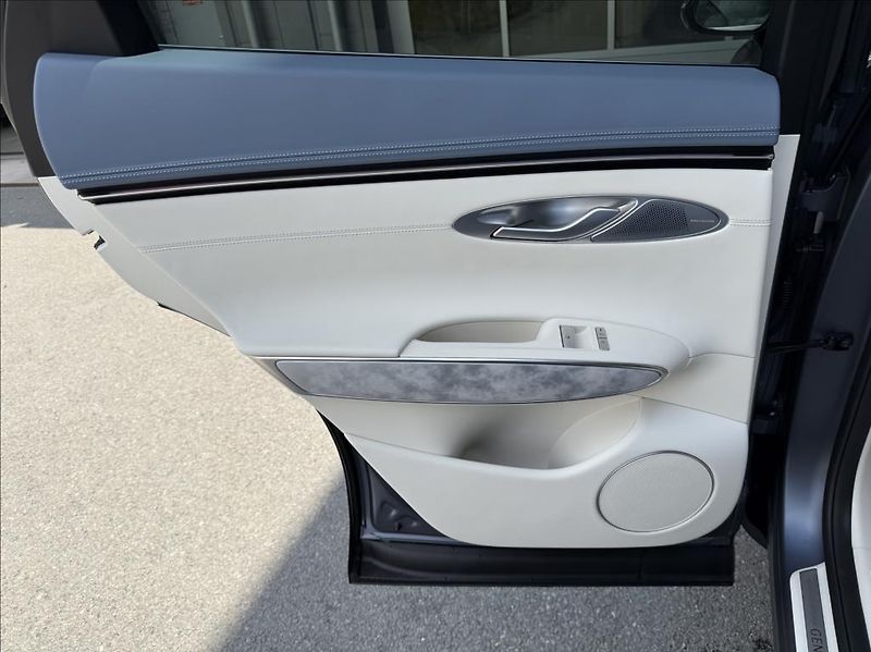 Genesis GV70 AWD  FL Electrified Premium - fotka 10 z 23