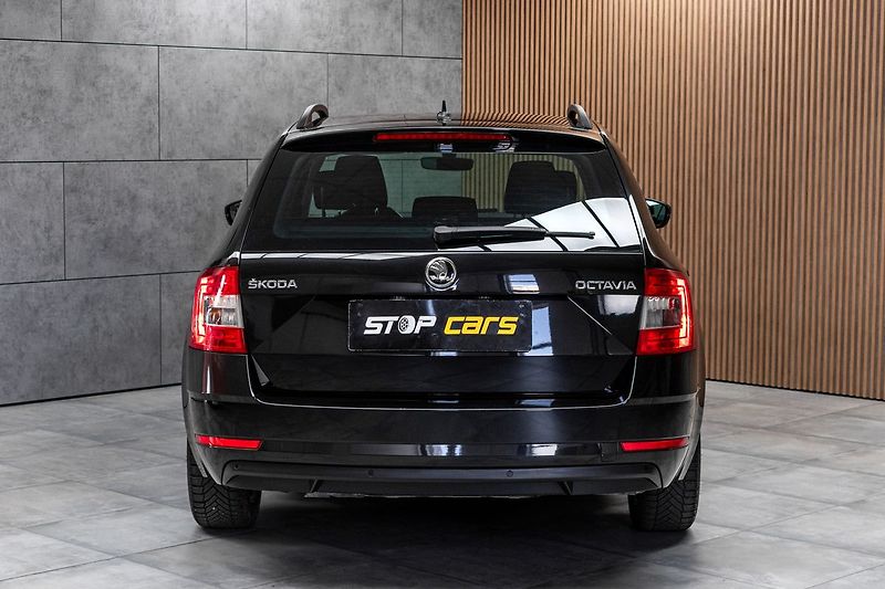 Škoda Octavia 1.6 TDI 85kW *MirrorLink*ACC* - fotka 5 z 40