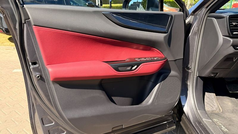 Lexus NX 350h 350H 2,5 HEV EXECUTIVE TOP - fotka 14 z 27
