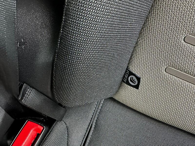 Ford Tourneo Custom 2,0 TDCi 96kW-CZ-DPH-SERVIS!! - fotka 17 z 45