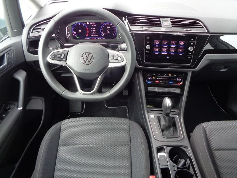 Volkswagen Touran People 1,5 TSI EVO 7DSG - fotka 5 z 30