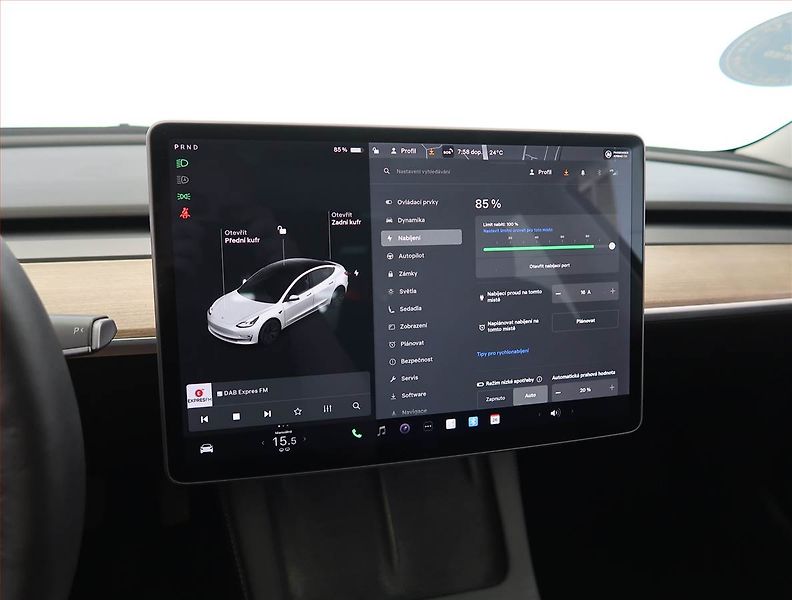 Tesla Model 3 (2021) Std Range Plus LFP, SoH 93% - fotka 21 z 33