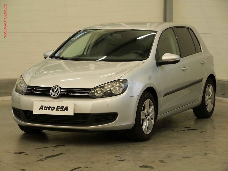 Volkswagen Golf (2009) 1.6i, AT, AC, STK3/28 - fotka 3 z 17