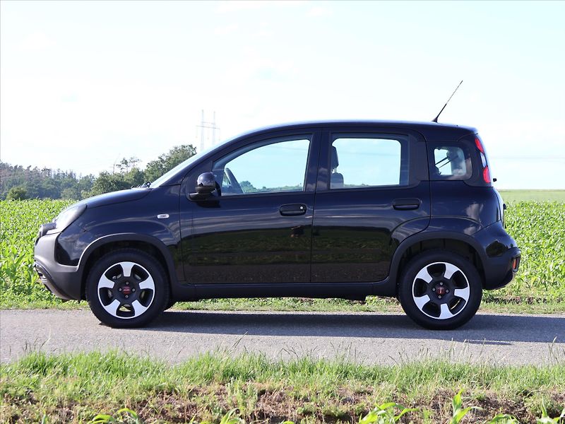 Fiat Panda 1,0 i Hybrid Cross Klima DPH - fotka 4 z 31