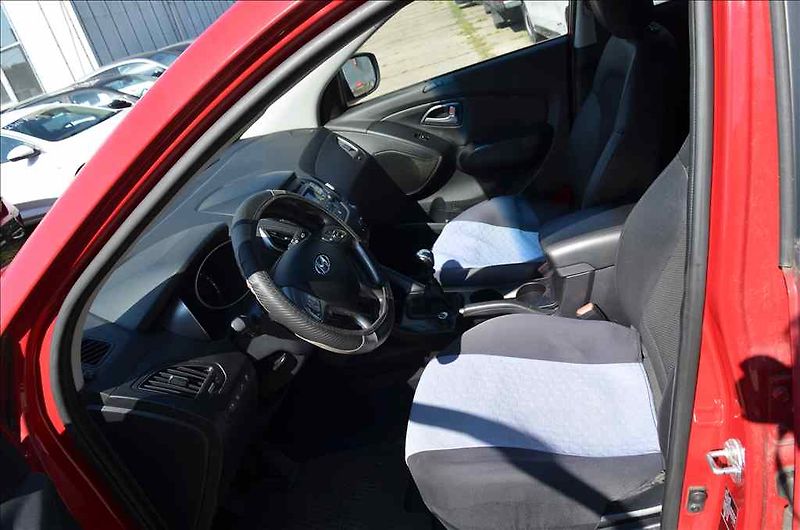 Hyundai ix35 (2014) 1,7 CRDI - fotka 15 z 20
