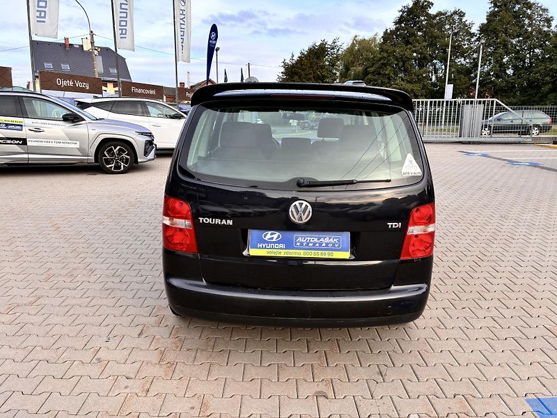 Volkswagen Touran 1.9TDi 74kW  - fotka 6 z 19