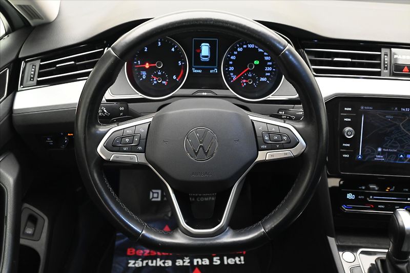 Volkswagen Passat 2,0 TDI 110kW DSG Business Zár - fotka 18 z 31