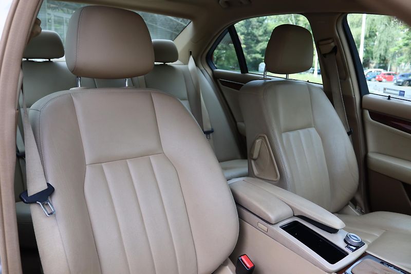 Mercedes-Benz Třídy C C220 (W204) ELEGANCE - fotka 35 z 40