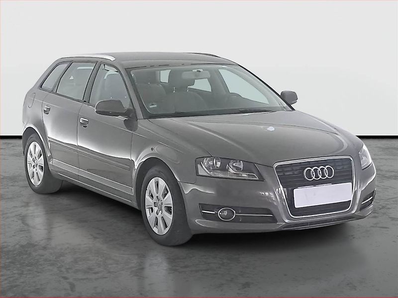 Audi A3 (2011) 1.6 TDI, Serv.kniha, Tempomat - fotka 1 z 17
