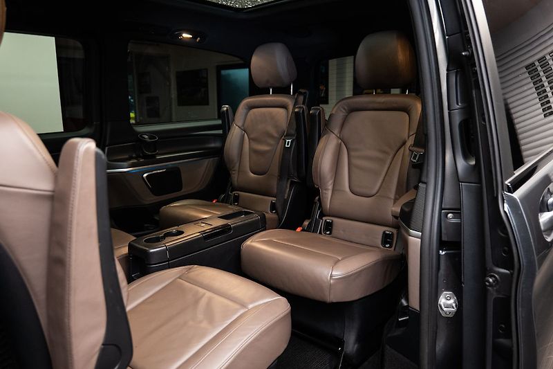 Mercedes-Benz Třídy V d AIRMATIC/4MATIC/Pano/Burmest - fotka 9 z 21