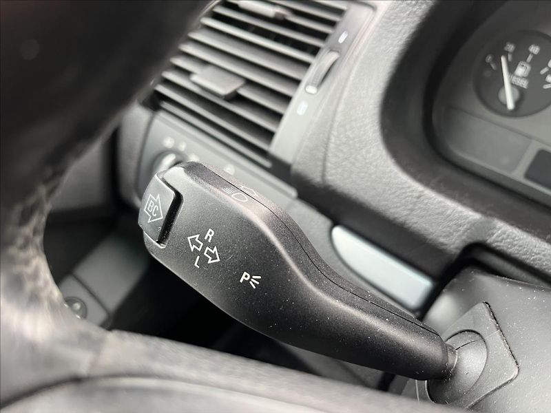 BMW X5 3,0 d 160KW 4x4 AUTOMAT SERVIS - fotka 27 z 42