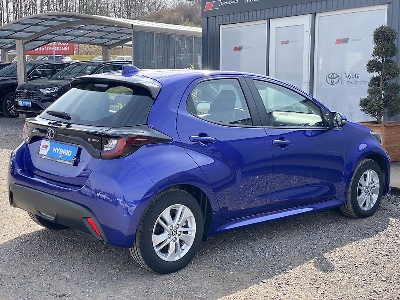 Toyota Yaris 1.5HEV, ČR-1m, Comfort, DPH - fotka 7 z 32