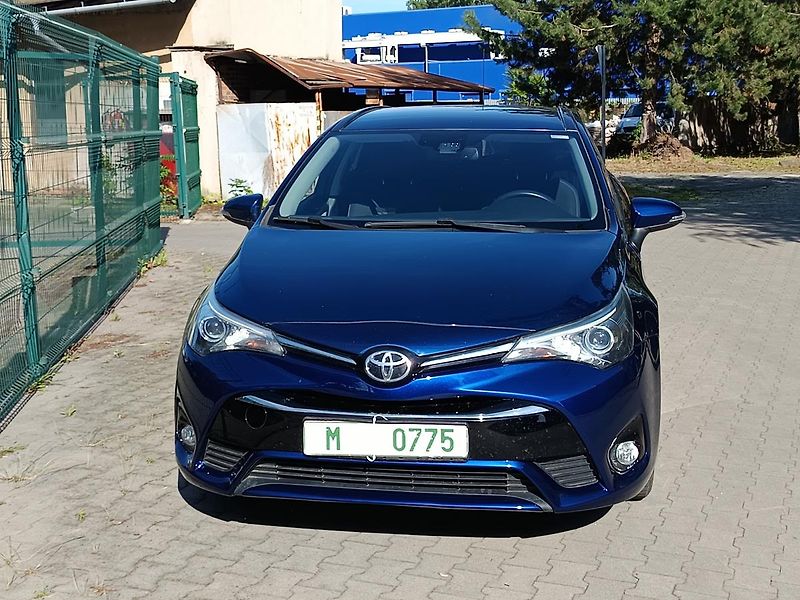 Toyota Avensis (2016) 2,0D, 105kW,  - fotka 4 z 13