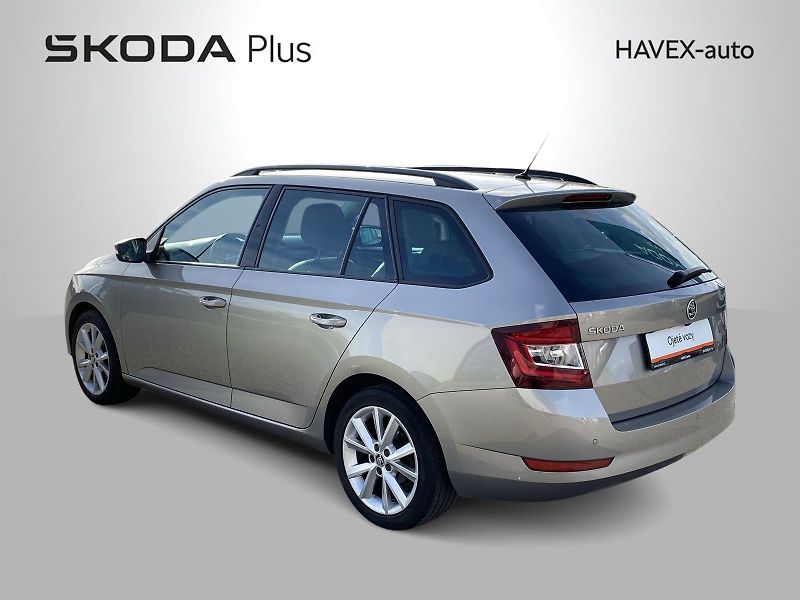 Škoda Fabia (2018) Combi 1.0 TSI Style Plus - fotka 31 z 33