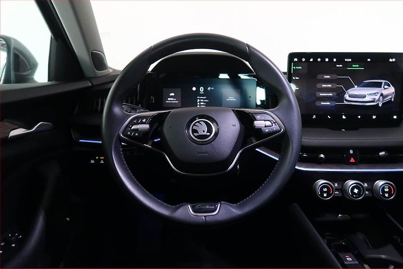 Škoda Superb (2024) 2.0 TDI - fotka 17 z 18
