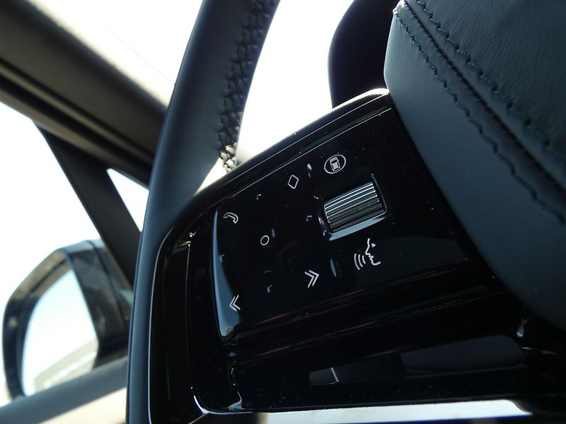 Land Rover Range Rover Sport (2026) 3,0 Dynamic SE D250 - fotka 17 z 37