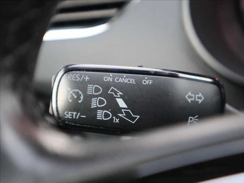 Škoda Octavia 1,4   TSi, DigiKlima, ParkPilo - fotka 13 z 31