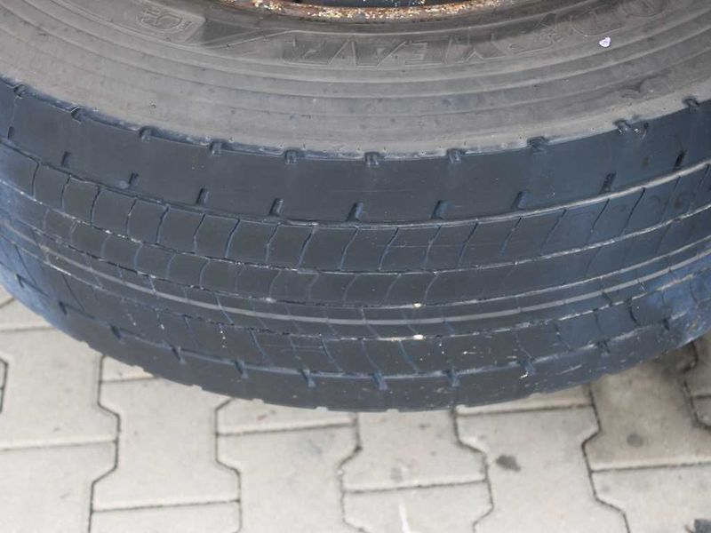 Schmitz Ostatní CARGOBULL SCB*S3T, ZVEDACÍ NÁP - fotka 14 z 17