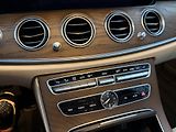 Mercedes-Benz Třídy E (2018) 350D4x4,EXCLUSIV,tažné,PANORAM - náhled 7