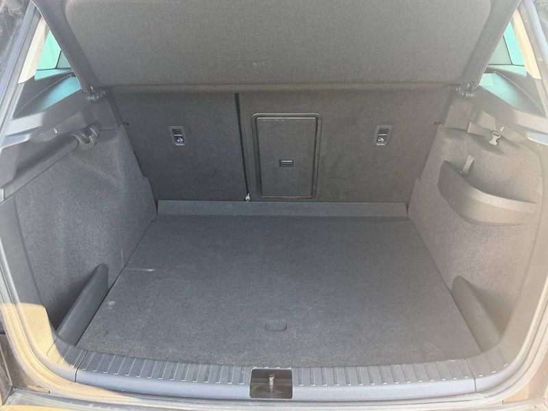 Škoda Karoq Style Plus 1,5 TSI 110kW 7° DS - fotka 31 z 38