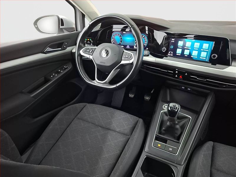 Volkswagen Golf (2021) Life 1.5 TSI, Serv.kniha - fotka 7 z 19