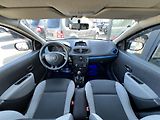 Renault Clio 1.2i 16v KLIMA KOUPENO V ČR - náhled 13