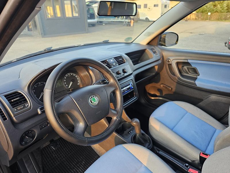 Škoda Fabia 1.4 16v 63kW,KLIMA,8xAIRBAG - fotka 14 z 37