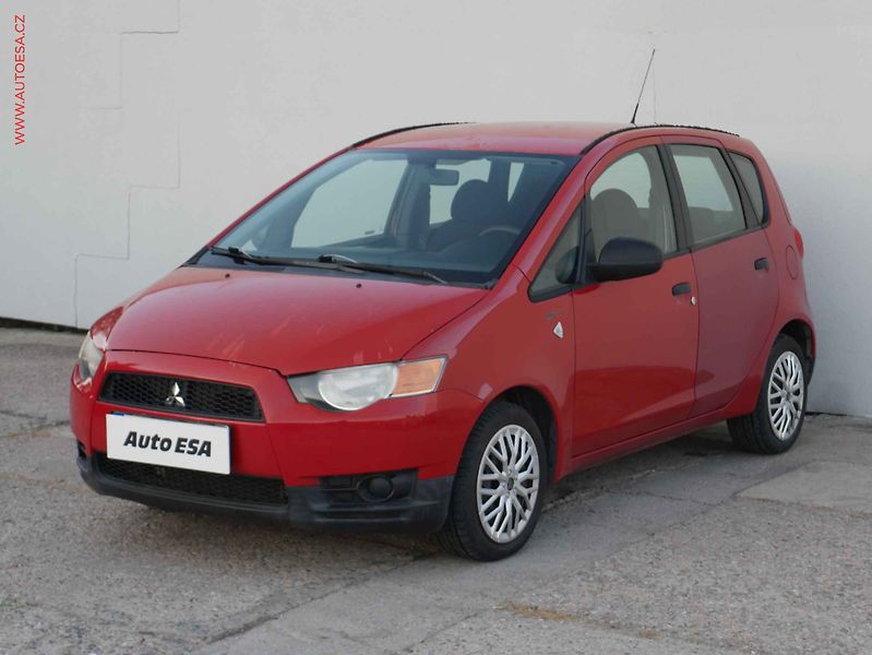 Mitsubishi Colt (2011) 1.3i, ČR, servis.kniha, AC - fotka 3 z 14