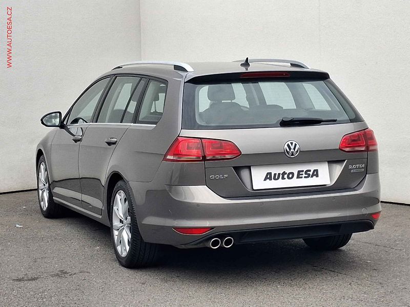Volkswagen Golf (2014) 2.0TDi, Highline, navi - fotka 6 z 18