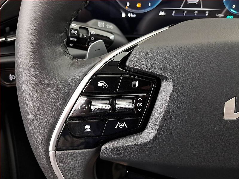 Kia Niro (2023) Premium Hybrid - fotka 19 z 23
