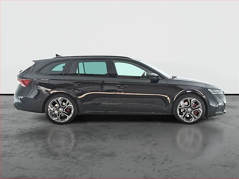 Škoda Octavia (2022) RS 2.0 TSI - fotka 6 z 25
