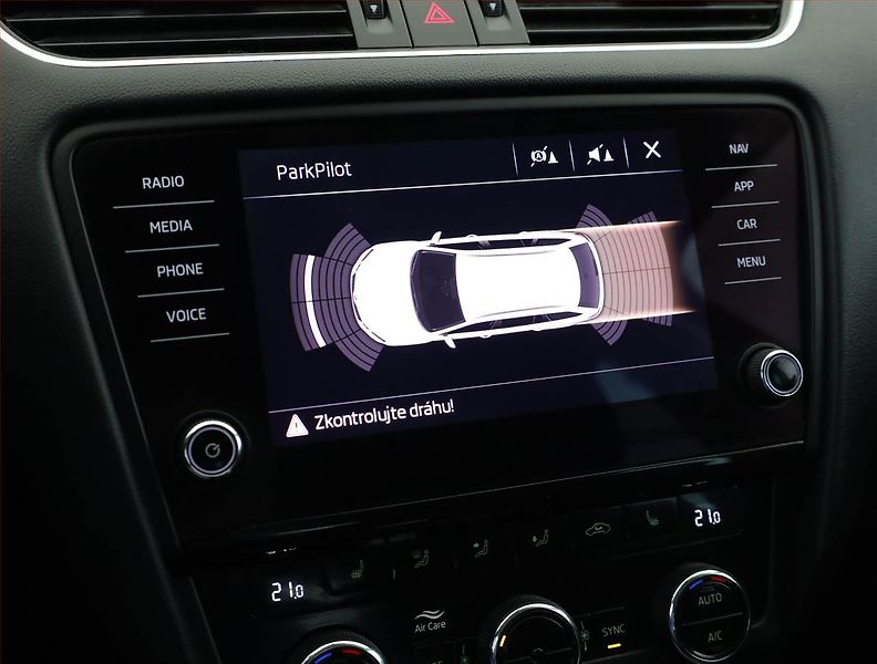 Škoda Octavia (2019) Ambition Plus 2.0 TDI, Automat - fotka 14 z 19